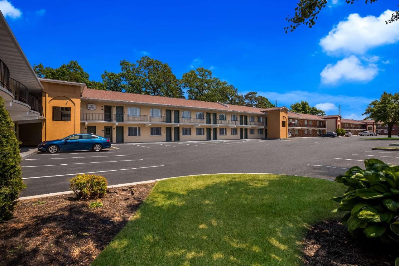 Quality Inn & Suites Millville Exteriör bild