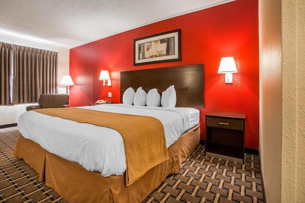 Quality Inn & Suites Millville Exteriör bild
