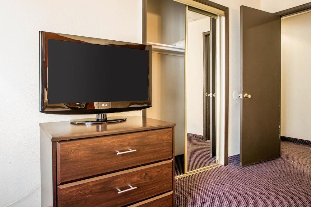 Quality Inn & Suites Millville Exteriör bild