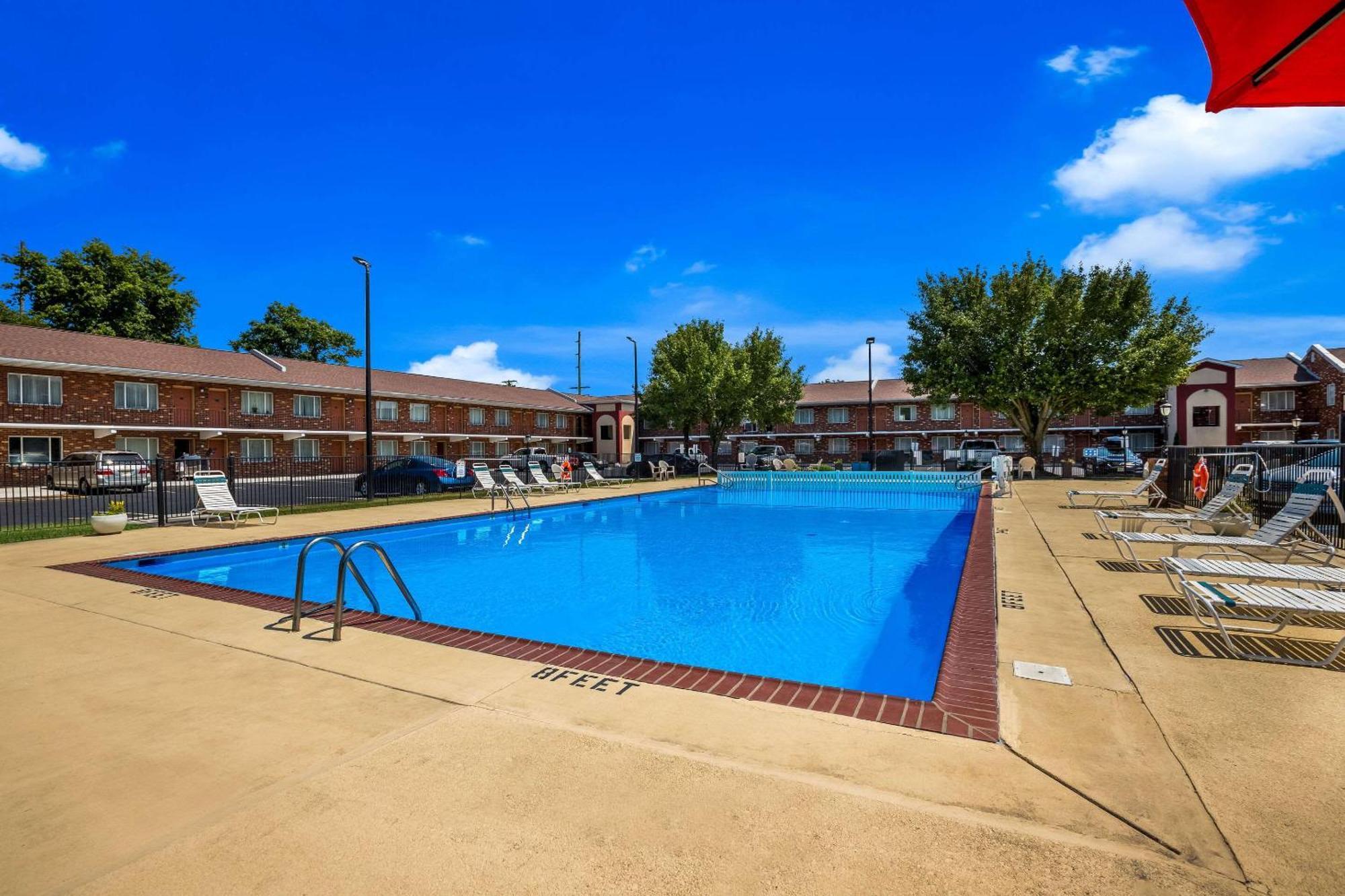 Quality Inn & Suites Millville Exteriör bild