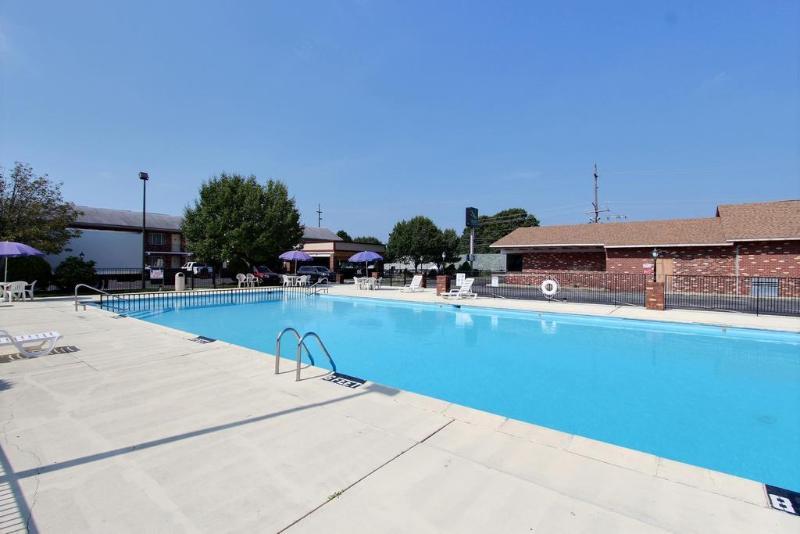Quality Inn & Suites Millville Exteriör bild